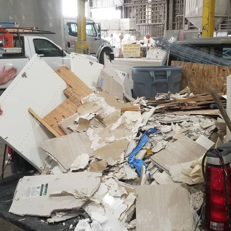 Why you should choose Lyne Construction for demolition services